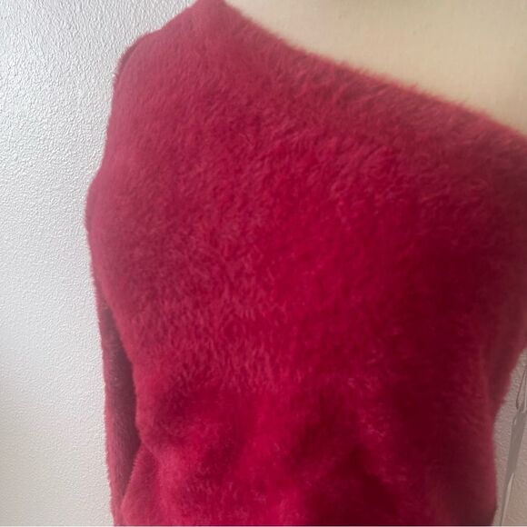 Worthington Size Medium Fuzzy Vibrant Red Off-Shoulder Sweater - Picture 3 of 11